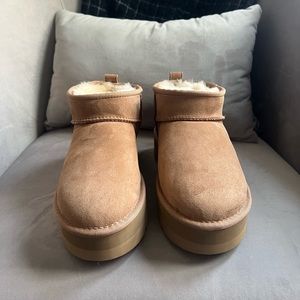 Classic Ultra Mini Platform UGGs